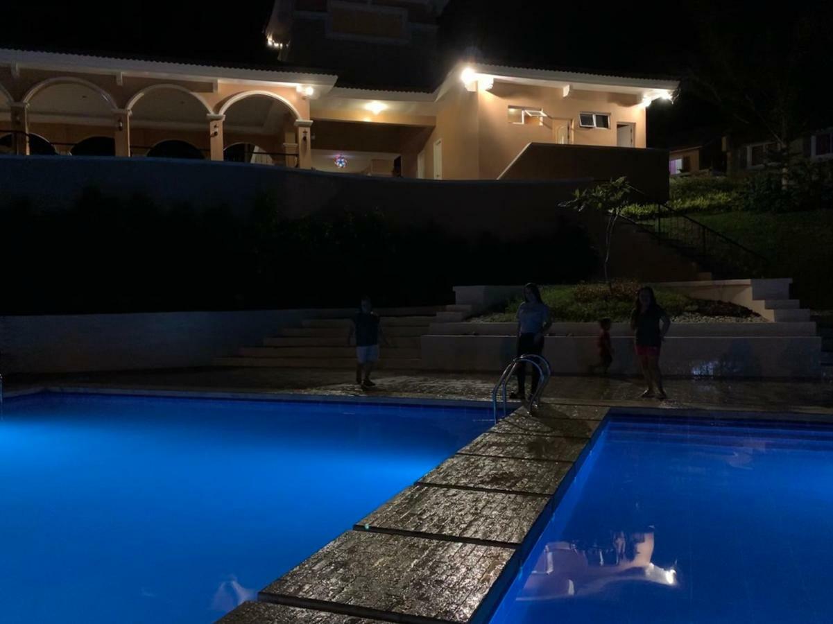 טאגבילראן סיטי Hillview Apt W/ Pool Access - Free Wifi מראה חיצוני תמונה